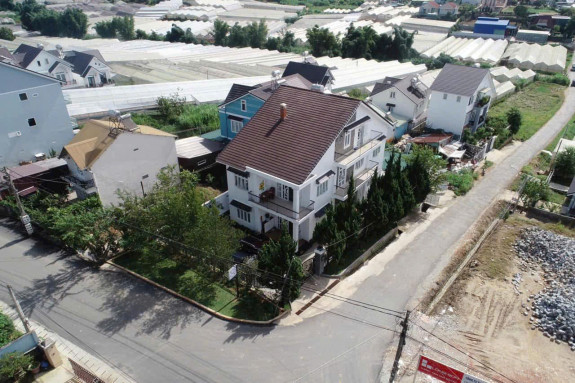 Bán Villa 2 Mặt Tiền Đường Vạn Hạnh – Phường 8, Đà Lạt, Vị Trí Trung Tâm, Sân Vườn Rộng