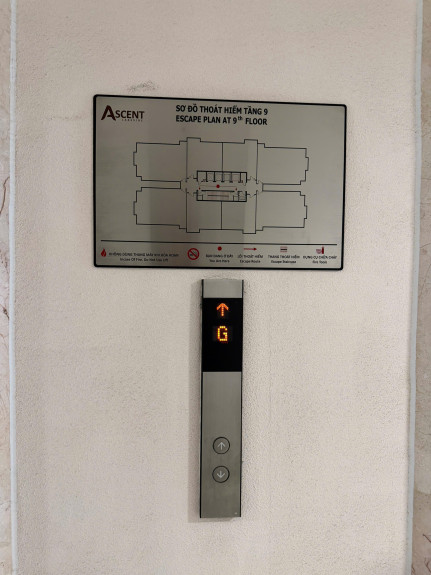 404