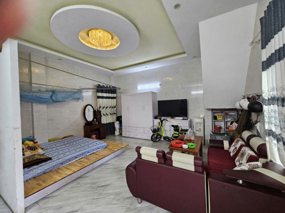 404