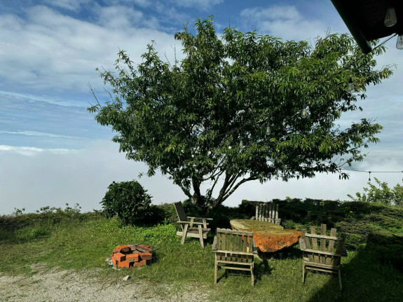 Cần Bán Nhà Gỗ View Săn Mây Tại Trạm Hành, Đà Lạt – Gần Đồi Chè Cầu Đất, Giá 12 Tỷ
