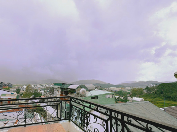 Bán nhà 2 mặt tiền đường Bạch Đằng, P7 Đà Lạt – Kinh doanh Homestay ổn định, sổ hồng riêng