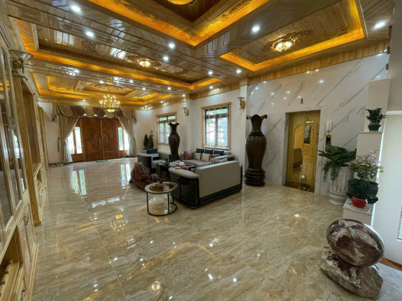 Bán biệt thự mặt tiền đường An Sơn, Phường 4, Đà Lạt – 665m² sàn, 7 phòng ngủ, full tiện ích giải trí