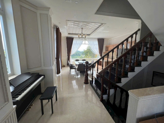 Bán biệt thự song lập KQH An Sơn, Phường 4, Đà Lạt – 1 hầm 2 lầu, gara ô tô