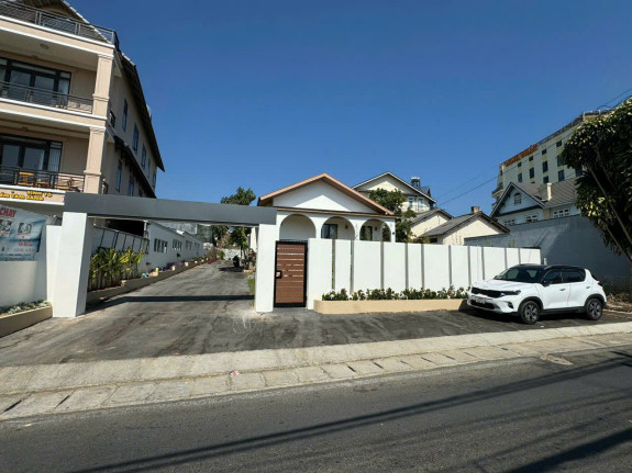 Bán Căn Villa Sân Vườn Mặt Tiền Đường Yersin – Phường 9, Tp. Đà Lạt | Diện Tích Lớn 742.3m², Gần Hồ Xuân Hương, Sổ ODT